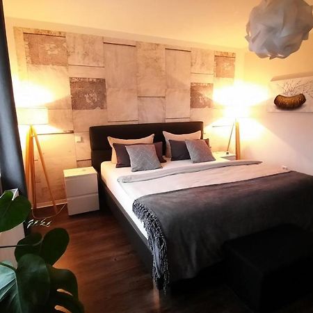 Appartment Fasanenhof Klinikum Und Uni Nah Mit Netflix Kassel Eksteriør bilde