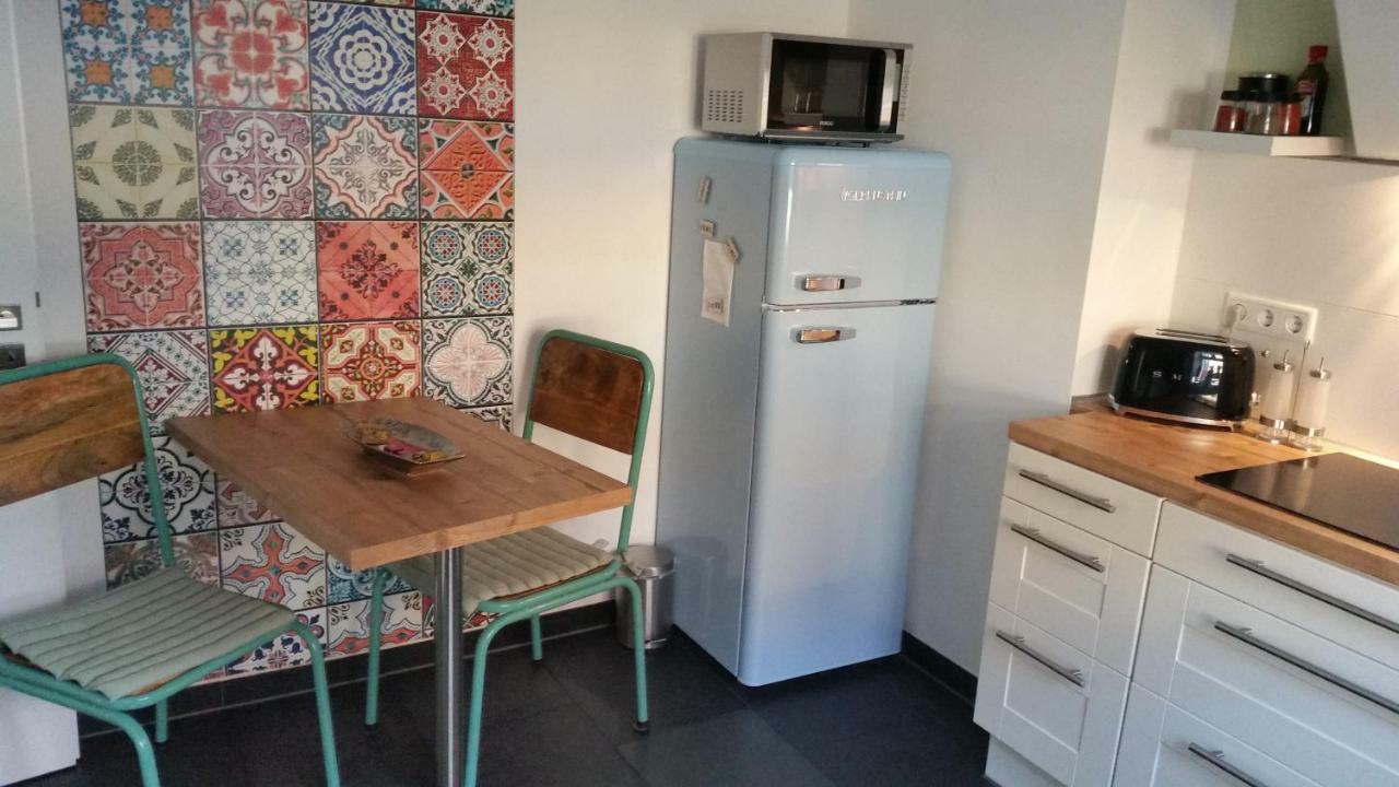 Appartment Fasanenhof Klinikum Und Uni Nah Mit Netflix Kassel Eksteriør bilde